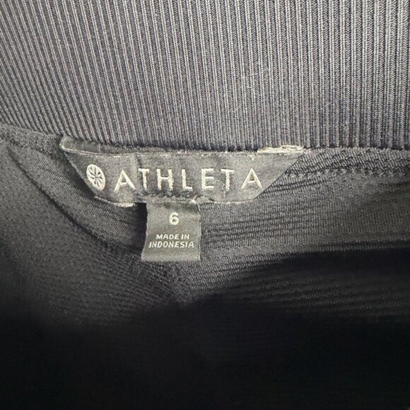 Athleta Women’s Black Workout Mini Skirt with Drawstring & Built in Shorts - Picture 2 of 5